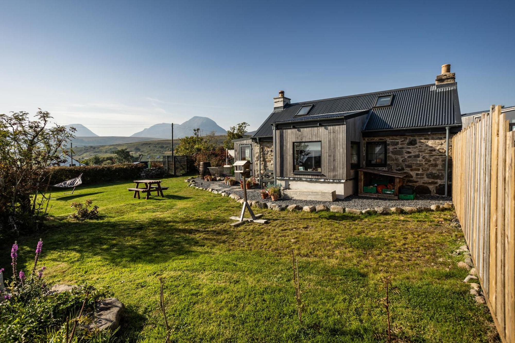 Jura, Mrs Leonard'S Cottage Craighouse Kültér fotó
