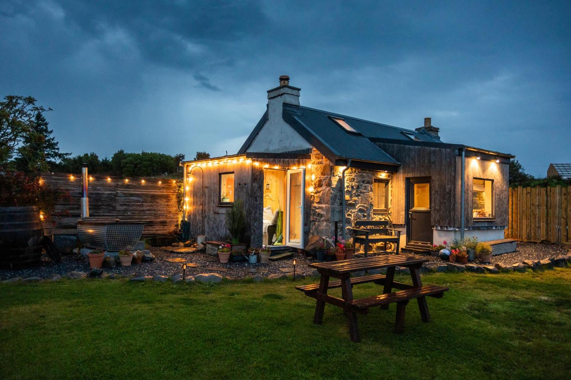 Jura, Mrs Leonard'S Cottage Craighouse Kültér fotó