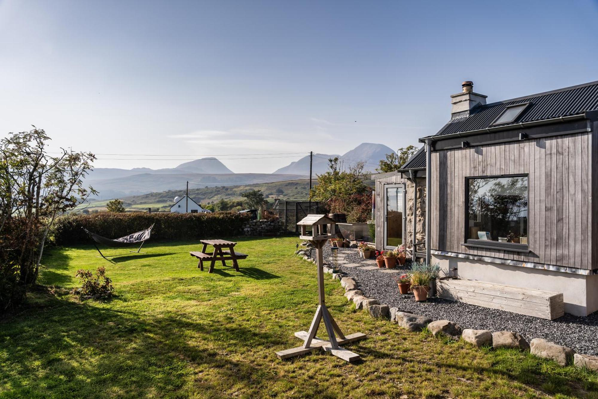 Jura, Mrs Leonard'S Cottage Craighouse Kültér fotó